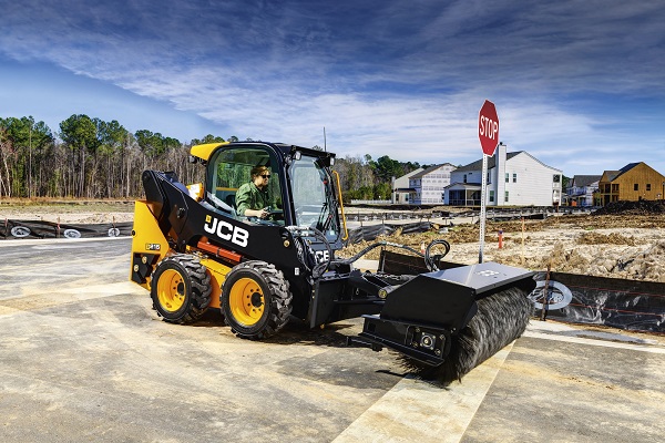 215T Compact Track Loader