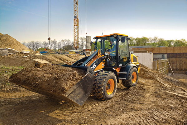 The JCB 407 ZX Wheel Loader in action on a earth moving project.